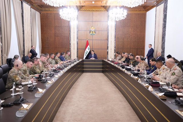 El primer ministro de Irak, Mohamed Shia al Sudani, se reúne con responsables de la coalición internacional