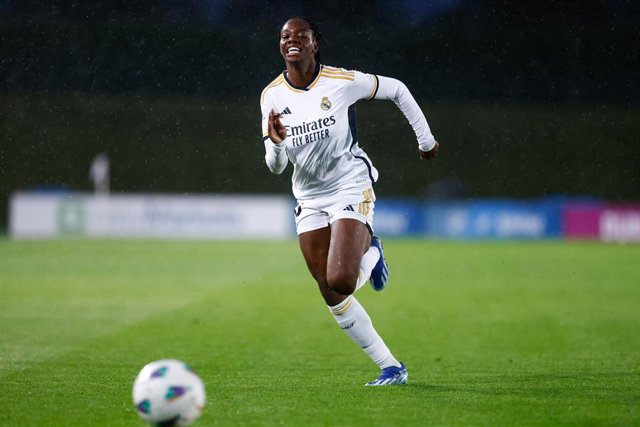 Archivo - La delantera francesa Naomie Feller durante un partido del Real Madrid