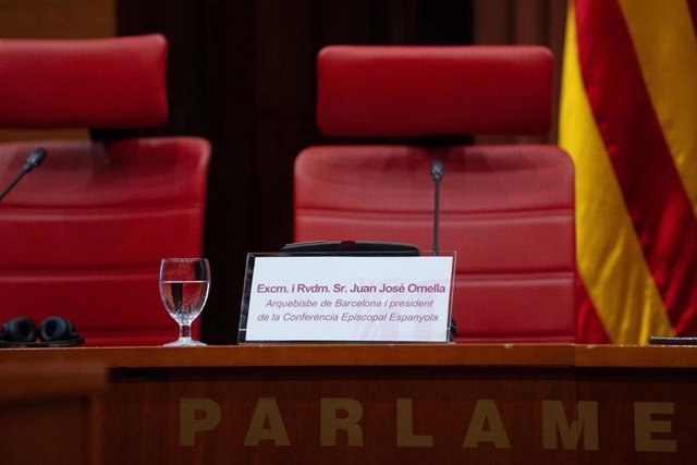El Parlament vuelve a citar a Omella el viernes tras no comparecer en comisión