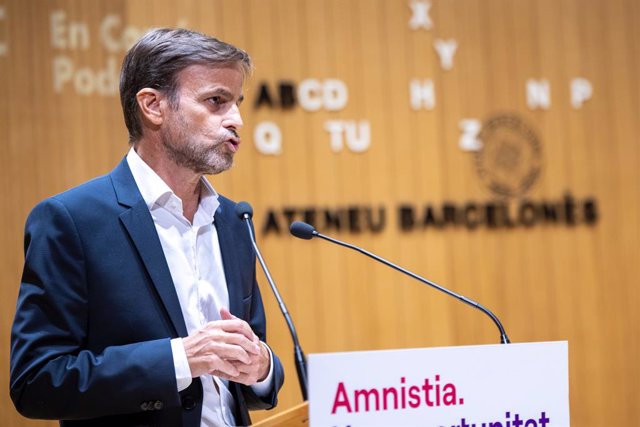 Archivo - L'exdiputat d'En Comú Podem Jaume Asens intervé durant l'acte de Sumar-Comuns per presentar el seu dictamen jurídic sobre l'amnistia, en l'Ateneu de Barcelona, a 10 d'octubre de 2023, a Barcelona, Catalunya (Espanya)