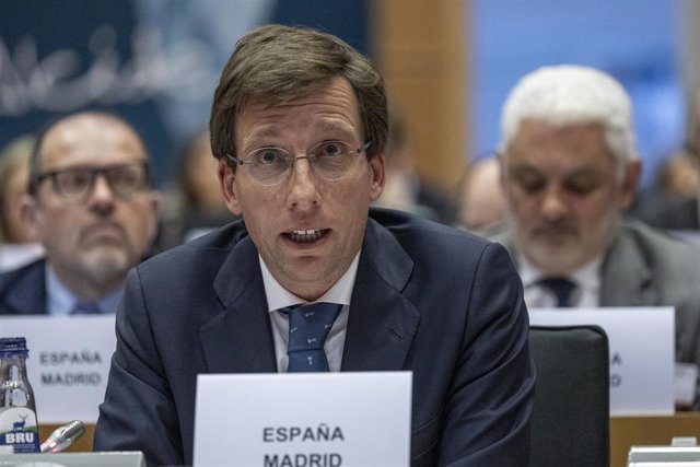 El alcalde de Madrid, José Luis Martínez-Almeida, durante la presentación de la candidatura de Madrid para albergar la sede de la Autoridad Europea de Lucha contra el Blanqueo de Capitales y la Financiación del Terrorismo (AMLA)