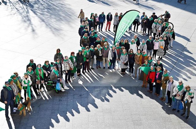 Lazo por el Día Mundial contra el Cáncer.