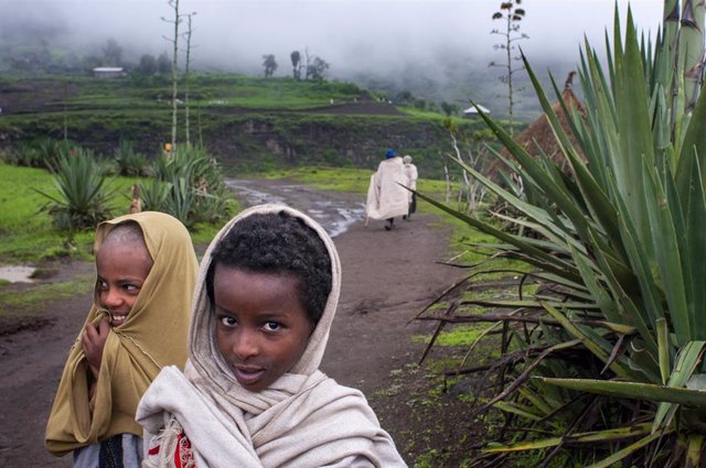 Archivo - Imagen de archivo de residentes de Amhara (Etiopía)