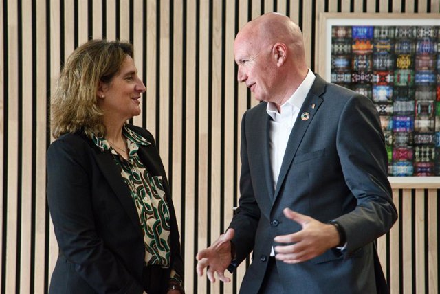 La ministra Teresa Ribera i el conseller David Mascort 