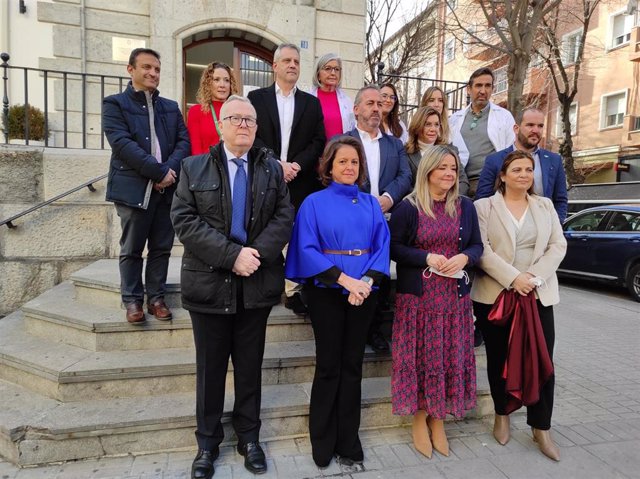 García durante su visita al centro de salud Vrgen de la Capilla