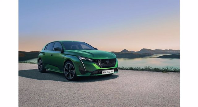 Peugeot lanza el nuevo E-308 con una gama de cinco versiones de energía diferentes.