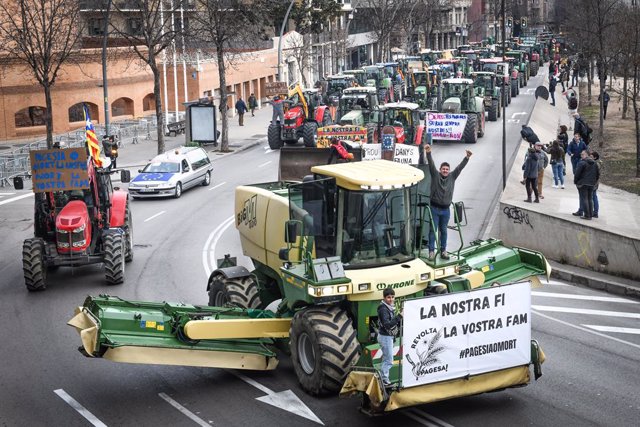 Tractors al centre de Girona