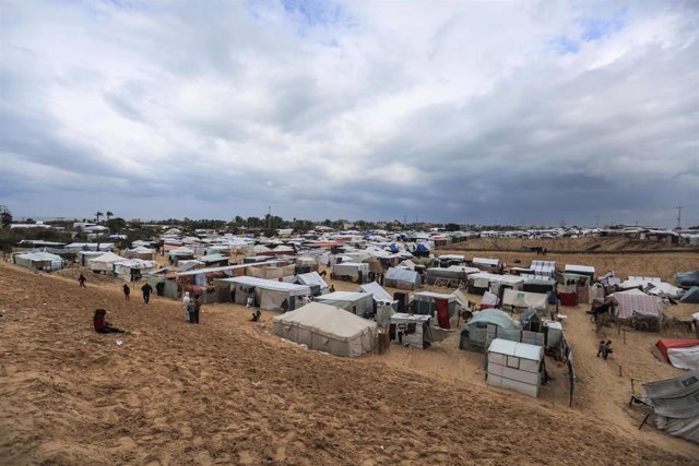 Una vista general de los campos de desplazados en Rafá, en la Franja de Gaza