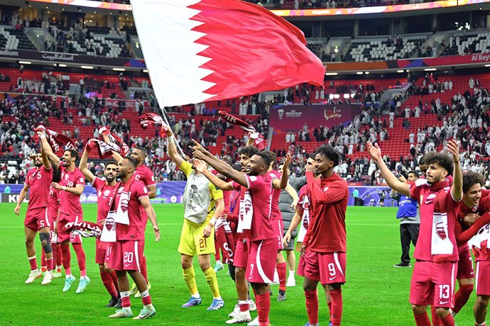 La anfitriona Catar remonta a Irán y se cita con Jordania en la final de la Copa Asia.
