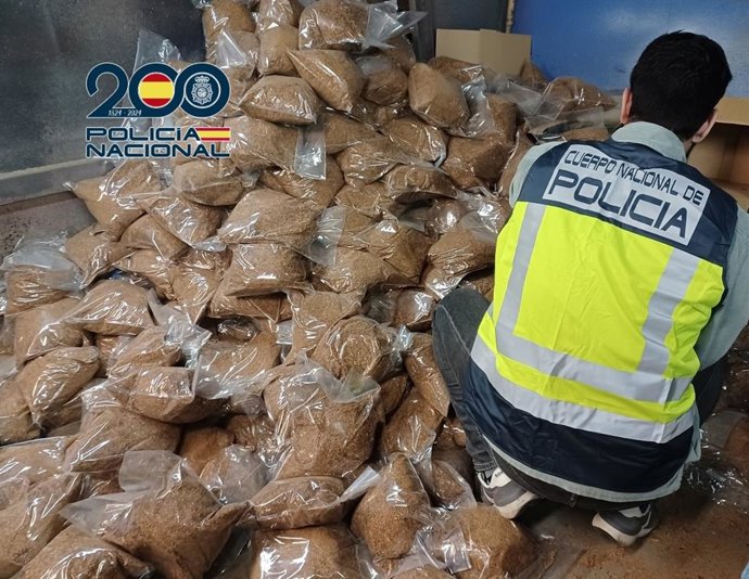 Operación de la Policía Nacional con dos detenidos rtas intervenir picadura de tabaco ilegal