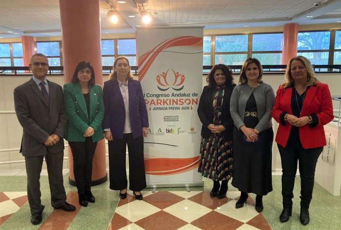 Asistentes a las jornadas previas del primer Congreso Andaluz de Parkinson.