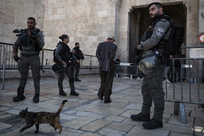 Archivo - Policía israelí en Jerusalén Este