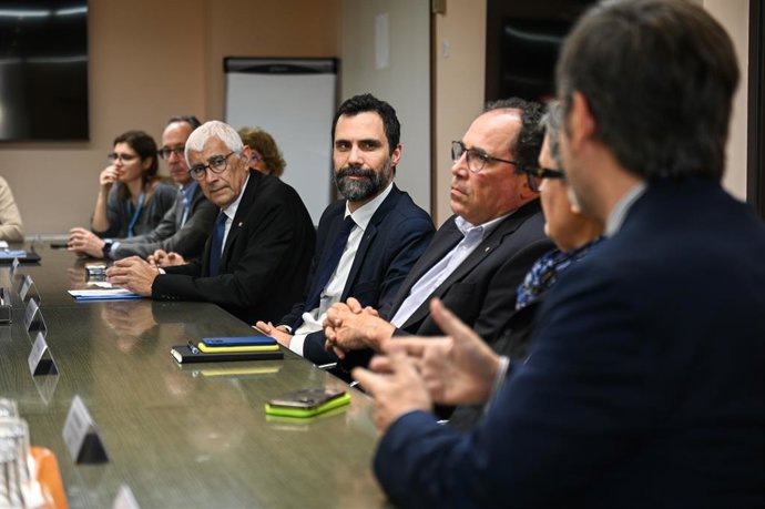 El conseller de Salut de la Generalitat, Manel Balcells, i el conseller d'Empresa i Treball, Roger Torrent