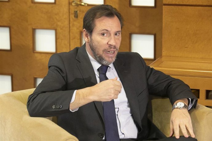 El ministro de Transportes y Movilidad Sostenible, Óscar Puente, 