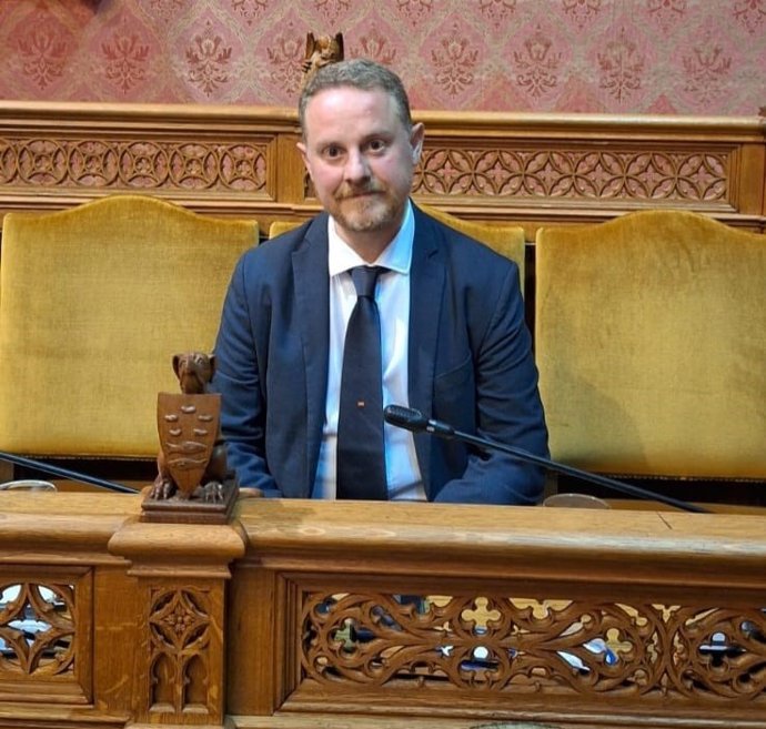 Archivo - El portavoz adjunto de Vox en el Consell de Mallorca, David Gil.