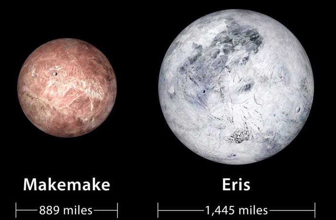 Ubicadas en el Cinturón de Kuiper, una vasta región de cuerpos helados con forma de rosquilla más allá de la órbita de Neptuno en el borde del sistema solar, Eris y Makemake son comparables en tamaño a Plutón y su luna Caronte.