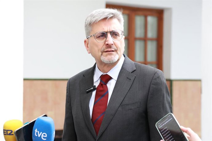 Archivo - El portavoz adjunto del Grupo Parlamentario Socialista, Josele Aguilar, en una fotografía de archivo