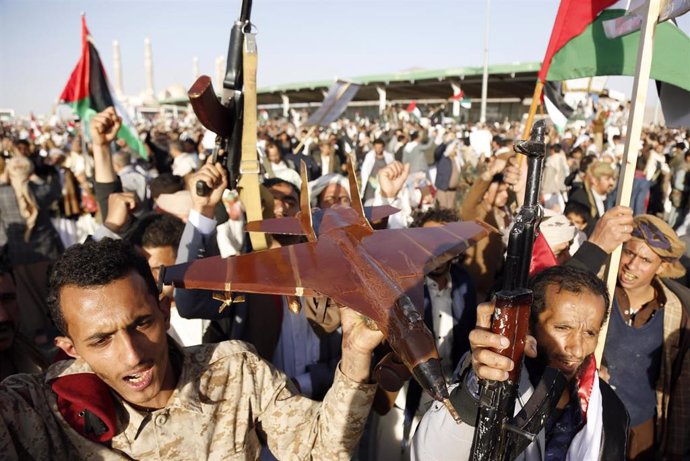 Movilización de los rebeldes hutíes en Saná, la capital de Yemen.