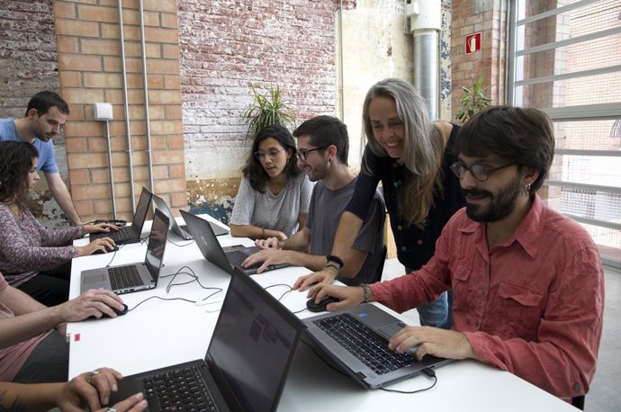 L'equip de Som Connexió